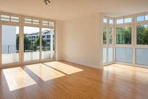 Wohnen an der Marzipanfabrik: 5-Zimmer-Wohnung mit bodentiefen Fenstern und zwei Balkonen – Die vollständige Adresse der Immobilie erhältst du vom Anbieter., 22763 Othmarschen, Hamburg – Vorschaubild 2