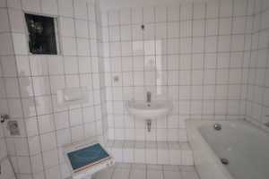 Tolle 2-Zimmerwohnung mit Altbaucharme – Heinrich-Schütz-Straße 122, 9130 Chemnitz – Vorschaubild 2