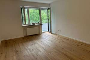 Top sanierte & freie 3-Zimmer Wohnung - 2 Balkone – Nebelhornstraße 10, 86163 Hochzoll-Süd, Augsburg – Vorschaubild 5