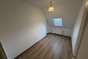 Exklusive 3-ZKB Dachgeschoss-Altbauwohnung in Wiesbaden – Bismarckring 14, 65183 Westend / Bleichstraße, Wiesbaden – Vorschaubild 13