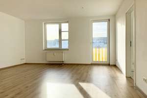 Helle und moderne 1-Zimmer-Wohnung mit Balkon & TG-Stellplatz – Tannenstraße 21, 9113 Schloßchemnitz, Chemnitz – Vorschaubild 2