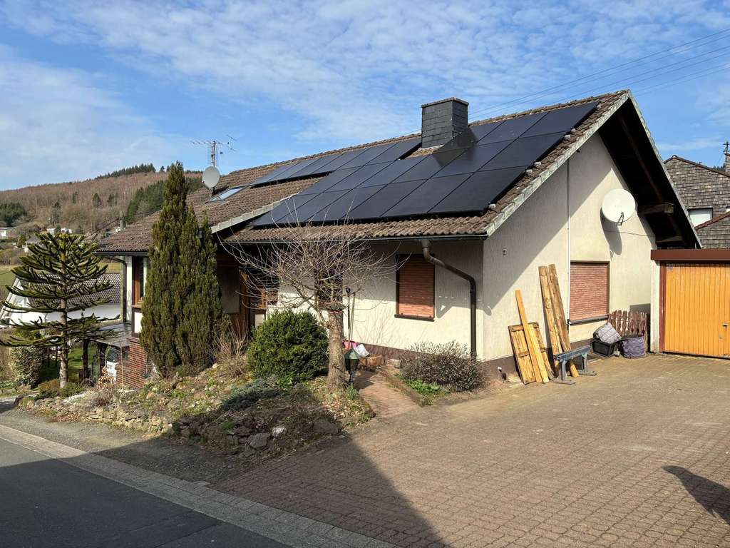 Immobilie in Hilchenbach - Herzlich Willkommen in Hilchenbach-Helberhausen - Bild 0