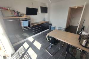 Helle 2-Zimmer-Wohnung im 2. OG in Darmstadt-Mitte – Die vollständige Adresse der Immobilie erhältst du vom Anbieter., 64283 Mitte, Darmstadt – Vorschaubild 2