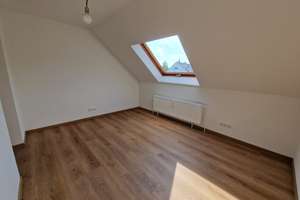 Hochwertig renovierte 5-Zimmer-Wohnung mit außergewöhnlichem Wohnbereich – Roermonder Straße 597, 52072 Richterich, Aachen – Vorschaubild 8