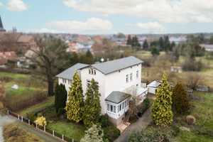 Herrschaftliches Wohnhaus mit vielfältigen Möglichkeiten auf großem Grundstück – Jerichower Land (Kreis) – Vorschaubild 1