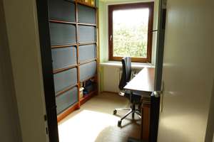 Helle 3,5-Zi.-Altbauwohnung mit Balkon, Kaminofen & unverbaubarem Weitblick in Sendling – Holsteiner Str. -, 81377 Am Waldfriedhof, München – Vorschaubild 15