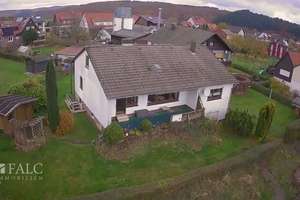 +++Voll unterkellerter Bungalow mit großem Garten+++ – Die vollständige Adresse der Immobilie erhältst du vom Anbieter., 35114 Haina (Kloster) – Vorschaubild 3
