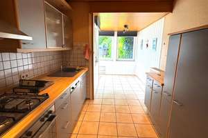 Doppelhaushälfte mit viel Potenzial, großem Garten und Garage an den Rheinwiesen  – Die vollständige Adresse der Immobilie erhältst du vom Anbieter., 47226 Hochemmerich, Duisburg – Vorschaubild 8
