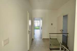Gut geschnittene 2-Zimmer-Terrassenwohnung mit Hobbyraum, zwei Badezimmer und Einbauküche – Flodelingsweg 41, 53121 Endenich, Bonn – Vorschaubild 7