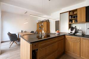 Attraktives Wohnen in Köln Höhenhaus: Modernisiertes 3-Parteienhaus. 188 qm, 8,5 Z. Traumgarten... – Die vollständige Adresse der Immobilie erhältst du vom Anbieter., 51061 Höhenhaus, Köln – Vorschaubild 4