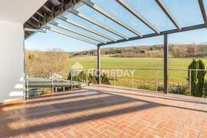 Modernisiertes Dreifamilienhaus mit 358 m², 16,5 kWp PV & traumhafter Süd-Terrasse mit Fernblick – Die vollständige Adresse der Immobilie erhältst du vom Anbieter., 36148 Kalbach – Vorschaubild 2