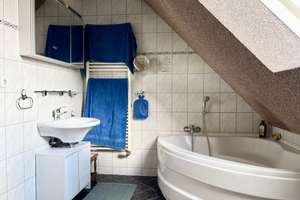Freistehendes Einfamilienhaus mit Südterrasse und Garage in begehrter Wohnlage von Berlin-Mariendorf – 12107 Mariendorf, Berlin – Vorschaubild 17