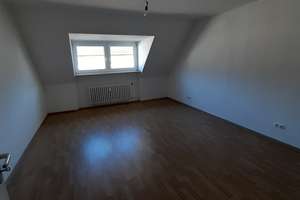 Wunderbare DG-Wohnung mit EBK =VIDEO= – Rellinghauser Str. 136, 45128 Rüttenscheid, Essen – Vorschaubild 2