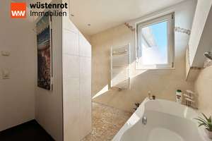 Besser geht`s nicht. Schickes Haus.
8 Zimmer auf 201 m². TOP-Technik.
Mit Garage plus 4 Carports. – Die vollständige Adresse der Immobilie erhältst du vom Anbieter., 88605 Meßkirch – Vorschaubild 10