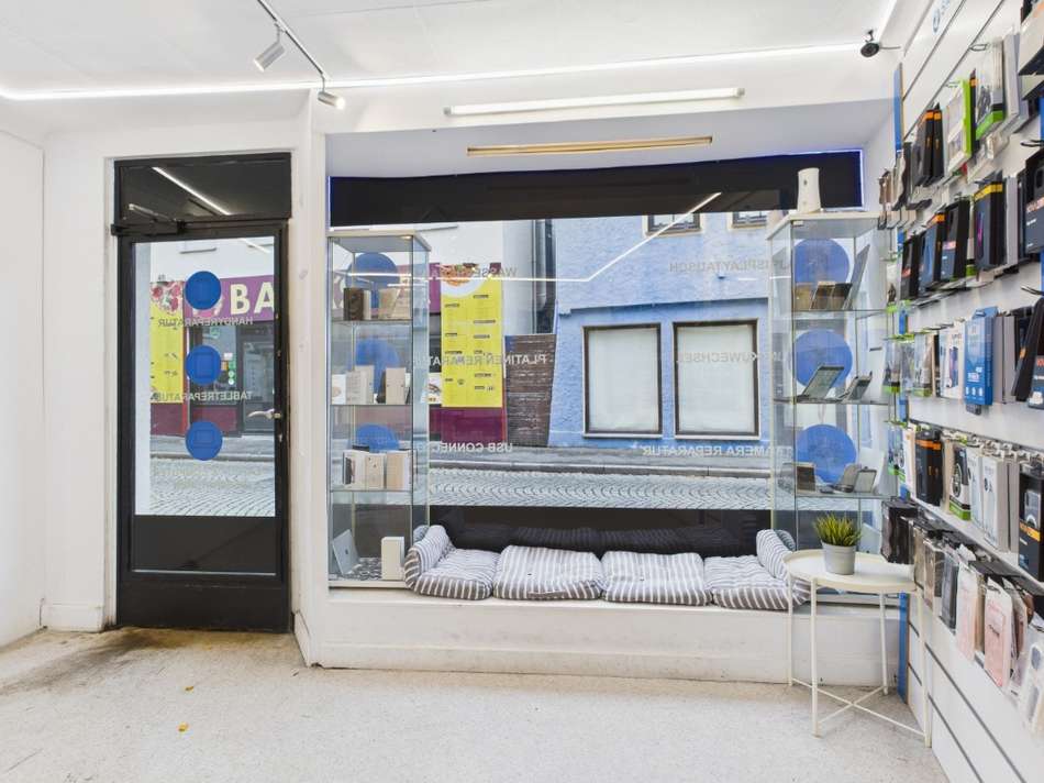 CAM05054G0-PR0062-STILL003