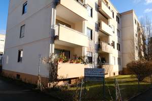 Wohnen mit Charakter: Geräumige 4,5-Zimmer-Wohnung in Reutlingen – Wörthstraße 35/1, 72764 Reutlingen-Mitte, Reutlingen – Vorschaubild 2