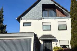 Charmantes Reihenendhaus mit Einliegerwohnung in Solingen-Höhscheid – Die vollständige Adresse der Immobilie erhältst du vom Anbieter., 42657 Burg/Höhscheid, Solingen – Vorschaubild 2