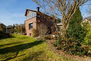 Großzügiges Zuhause in Sasel – ca. 168 m² Wohnfläche und viel Grundstück – Die vollständige Adresse der Immobilie erhältst du vom Anbieter., 22395 Sasel, Hamburg – Vorschaubild 15