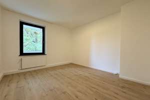 Ideal für Eigennutzer: Bezugsfreie 3-Zimmerwohnung mit Balkon in Köln-Mülheim! – Die vollständige Adresse der Immobilie erhältst du vom Anbieter., 51065 Mülheim (Ortsteil), Köln – Vorschaubild 6