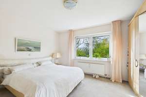RUHIGES WOHNEN MIT BLICK INS GRÜNE - CHARMANTE MAISONETTE MIT BALKON UND TERRASSE AM MOOSBACHTAL – Die vollständige Adresse der Immobilie erhältst du vom Anbieter., 65187 Biebrich, Wiesbaden – Vorschaubild 14