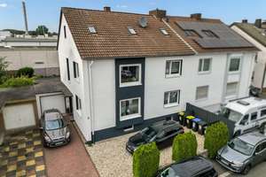 Ihr neues Zuhause: Zweifamilienhaus in der Stadtheide.. – Die vollständige Adresse der Immobilie erhältst du vom Anbieter., 33102 Kernstadt, Paderborn – Vorschaubild 1