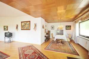"Exklusive Premiumlage in Passau"
Großzügige Villa mit reichlich Platz, viel Privatsphäre und traum – Die vollständige Adresse der Immobilie erhältst du vom Anbieter., 94034 Hacklberg, Passau – Vorschaubild 19