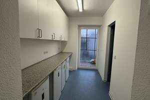 freie 1 Zimmer (Zimmer) in Studenten-WG mit Balkon – direkt am Bildungscampus Heilbronn CITY – Die vollständige Adresse der Immobilie erhältst du vom Anbieter., 74076 Heilbronn, Heilbronn – Vorschaubild 9