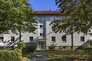 Charmante 3-Zimmer-Etagenwohnung in Hannover – 57,49 m² mit Badewanne und Laminatboden