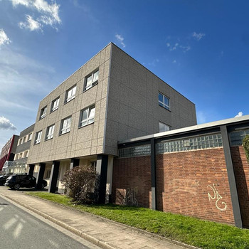 Lager in Essen direkt an der A40 | sehr gute Anbindung | Freifläche vorhanden