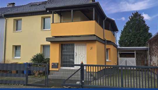 Bild von Individuell und originell.
Sukzessiv saniertes EFH mit tollem Garten sucht eine neue Familie.