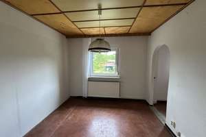 Charmante Doppelhaushälfte mit Wohlfühl-Wintergarten und gepflegtem Garten! – Richard- Wagner- Str. 64, 98529 Suhl-Lautenberg, Suhl – Vorschaubild 16