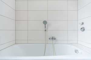 NEW*PAUL & PARTNER* GEMÜTLICHE MAISONETTE-EINHEIT MIT BALKON IN TOP LAGE ! – Wiesbaden – Vorschaubild 21