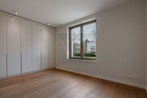 Designer Luxus Wohnung in absolut erster Wasserlinie Am Großen Wannsee mit Privatem Parkplatz – Am Großen Wannsee 48, 14109 Wannsee, Berlin – Vorschaubild 13