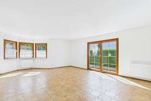 Viel Raum für Familie und Ideen – Einfamilienhaus mit Einliegerwohnung, Garten und Nebengebäude – Die vollständige Adresse der Immobilie erhältst du vom Anbieter., 82281 Egenhofen – Vorschaubild 4