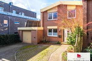 Ansprechendes Reihenendhaus mit Garage auf großem Grundstück