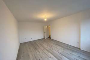 Bezugsfreie 3-Zimmer-Eigentumswohnung mit Balkon – ideal für Eigennutzer oder Kapitalanleger – Färberstraße 104, 40223 Bilk, Düsseldorf – Vorschaubild 4