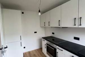 Kernsanierte Wohnung mit Balkon und Einbauküche in Oberföhring – Die vollständige Adresse der Immobilie erhältst du vom Anbieter., 81925 Oberföhring, München – Vorschaubild 3