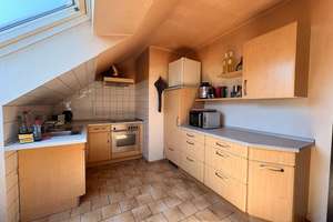 Dachgeschoss-Wohnung mit Stellplatz in Bottrop – Die vollständige Adresse der Immobilie erhältst du vom Anbieter., 46236 Stadtmitte, Bottrop – Vorschaubild 7