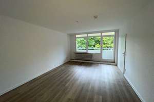 Komplett sanierte 2-Zimmer-Wohnung mit Balkon in Wuppertal-Elberfeld! – Untersteinenfeld 2, 42107 Elberfeld, Wuppertal – Vorschaubild 2