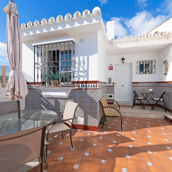 Fantastisches Reihenhaus mit Meer- und Blick auf die Bucht von Málaga