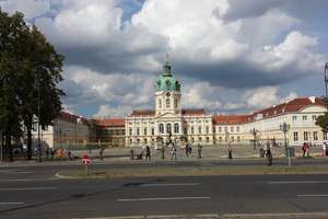 freie Möblierte 3 Zi. Wohnung direkt am Schloßpark, gehobene Innenausstattung. KEINE WG!  – Die vollständige Adresse der Immobilie erhältst du vom Anbieter., 10589 Charlottenburg-Nord, Berlin – Vorschaubild 12