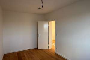 Property thumbnail 12