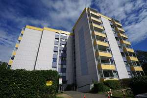 Kapitalanlage in Leverkusen-Schlebusch: Vermietete 3-Zimmer-Wohnung mit Tiefgaragenstellplatz