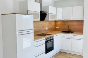 2-ZIMMER-TRAUM IN TOPLAGE! Einbauküche, großer SÜD/WEST LOGGIA, TG,  von privat – Am Kesselhaus 28, 80999 München – Vorschaubild 1