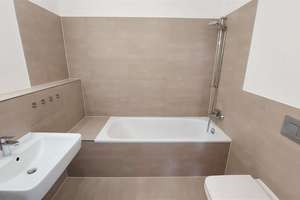 Property thumbnail 12