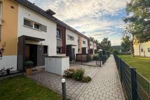 Familienwohntraum in Ludwigsfeld Idylisches Reihenhaus  mit viel Platz und Süd-West Terasse – Die vollständige Adresse der Immobilie erhältst du vom Anbieter., 80995 Ludwigsfeld, München – Vorschaubild 26