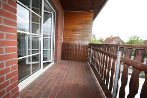 gemütliche Dachgeschosswohnung in WOB-Neindorf mit PKW-Stellplatz – Die vollständige Adresse der Immobilie erhältst du vom Anbieter., 38446 Neindorf, Wolfsburg – Vorschaubild 2