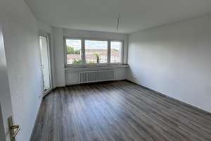 Toller Ausblick aus dem 4. OG! – Gerhart-Hauptmann-Straße 3, 47226 Rheinhausen-Mitte, Duisburg – Vorschaubild 1