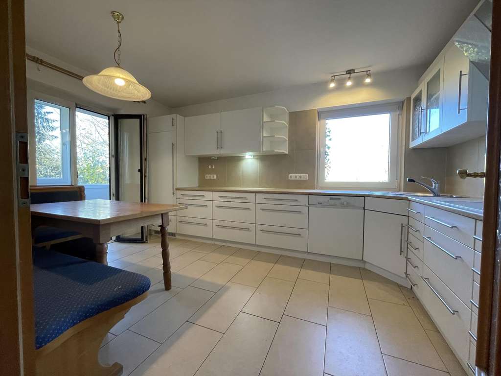 Immobilie in Buchloe - MEHRFAMILIENHAUS IM GRÜNEN
 - Bild 3