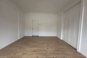 Studenten WG – 5 Moderne WG-Zimmer mit Balkon in zentraler Lage von Bremerhaven – An der Allee 29, 27568 Mitte, Bremerhaven – Vorschaubild 9